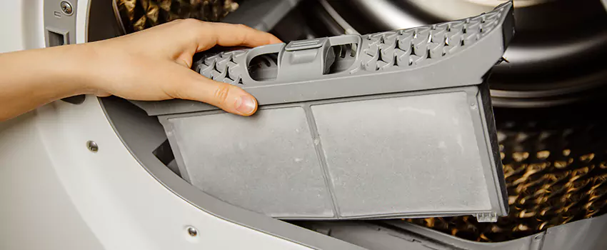 Signs Of A Clogged Dryer Lint Trap in Oshawa, Ontario